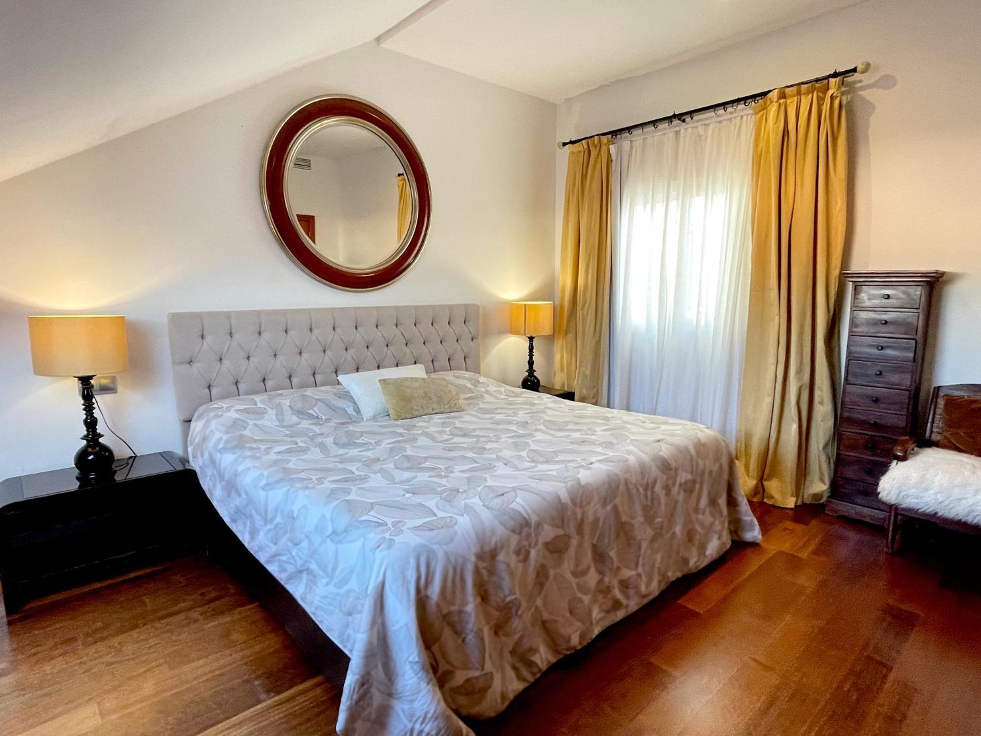 Atico En Plaza De La Constitucion 3 Bedrooms Малага Экстерьер фото